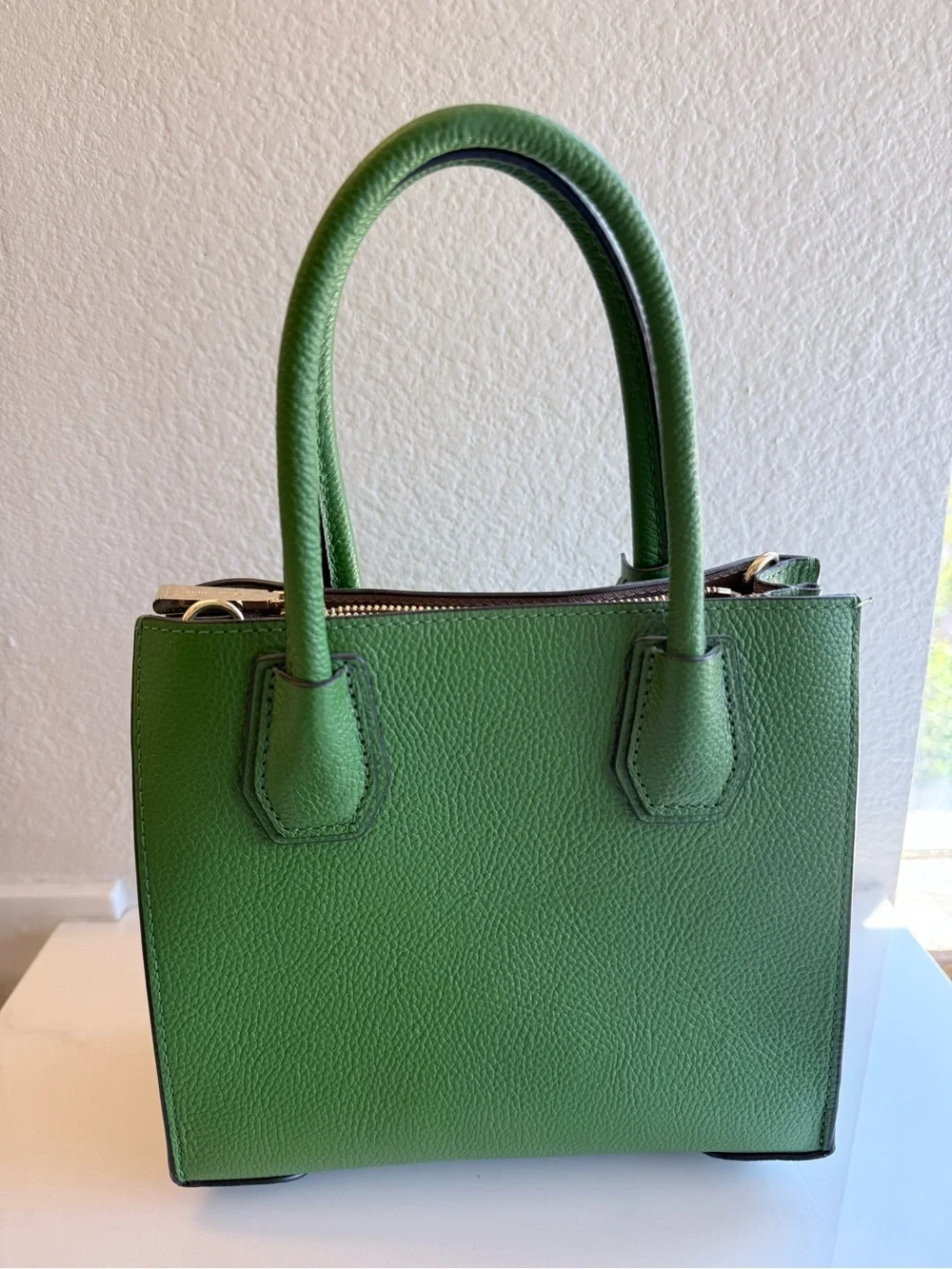 Michael Kors Mercer Medium Pebbled Leather Green Crossbody Hand Bag Purse